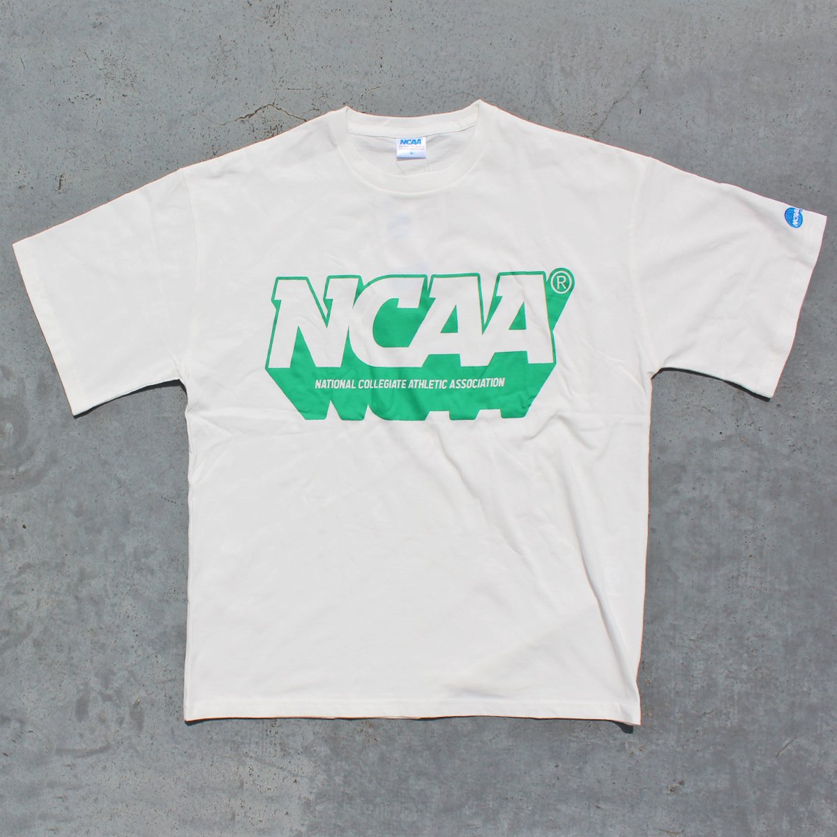 ネコポス便 200円 発送対応 NCAA エヌシーエーエー Front logo Print Tee フロント ロゴ プリント Tシャツ