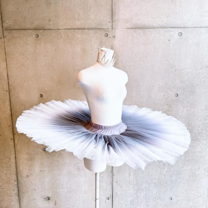 【新品未使用】バレエ チュチュ 大人用 練習用 衣装 グレー　発表会にも◎ チュチュボン グレー バレエチュチュ | 軽くておしゃれ - バレエ衣装