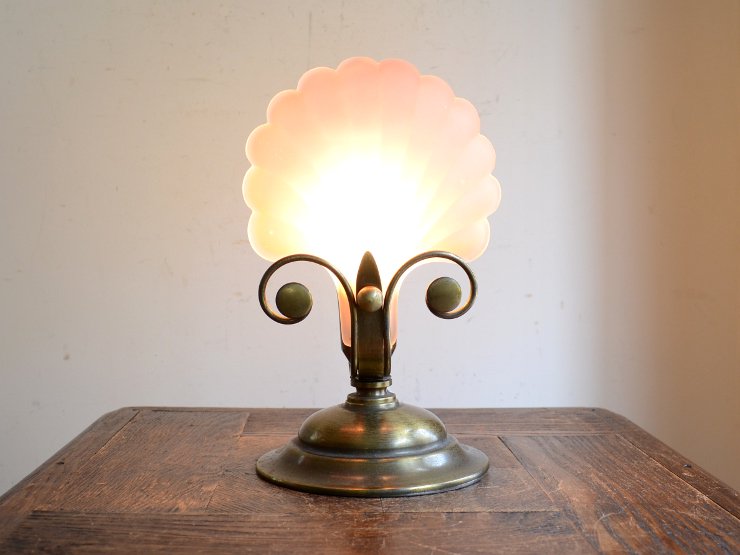 シェル（貝）型ガラスシェード 真鍮テーブルランプ｜アンティーク照明