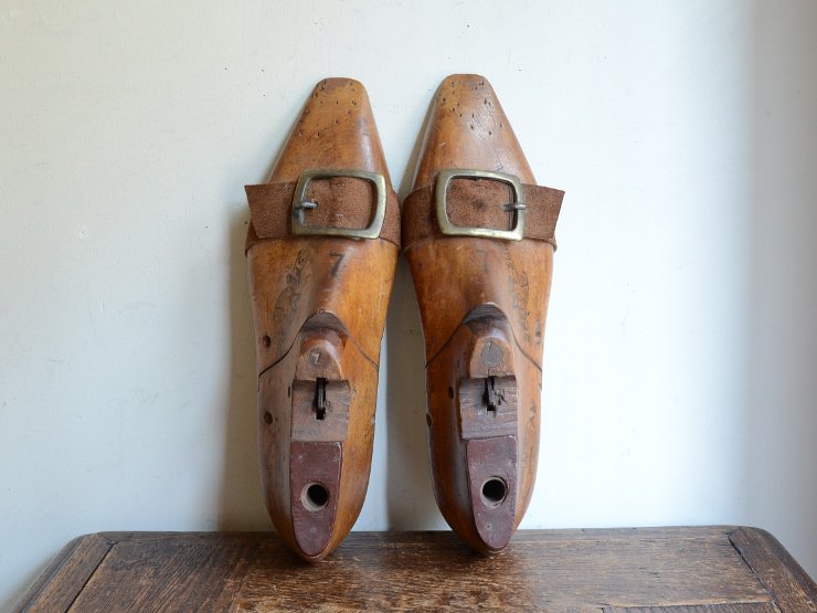 アンティークシューズモールド（靴の木型オブジェ）｜アンティーク雑貨 
