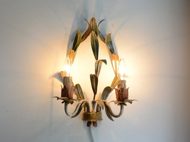 ボタニカルモチーフ 2灯アイアンウォールランプ｜アンティーク照明・ランプ｜CHELSEA antique＆decoration（チェルシー）
