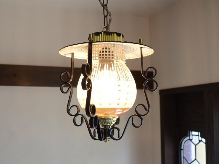 アイアンシャンデリアステンドグラスアンティークシェード骨董ヴィンテージライト アイアンシャンデリアステンドグラスアンティークシェード骨董