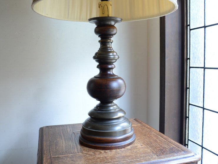 ヴィンテージ シェード付 木製テーブルランプ（H76cm）｜アンティーク