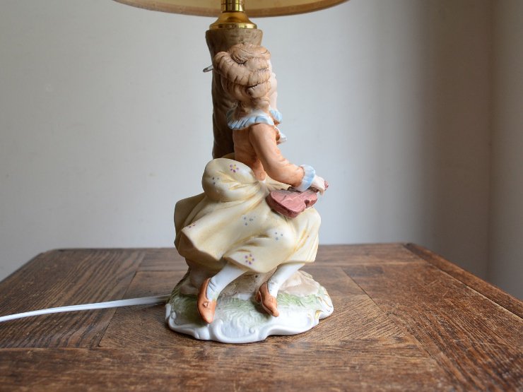 2024年製 新品】 ロココ調 西洋人形 陶器 桌上ランプ フロアスタンド 