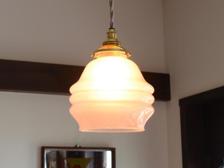アンティーク ランプ アンティーク ピンクガラス ペンダントランプ｜アンティーク照明