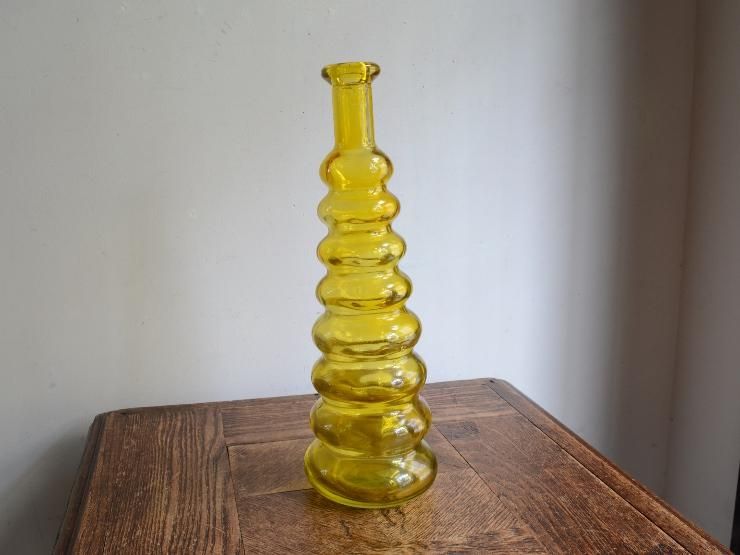 イエロー　フラワーベース　ビンテージ ヴィンテージ イエローガラス フラワーベース (H30cm)｜アンティーク