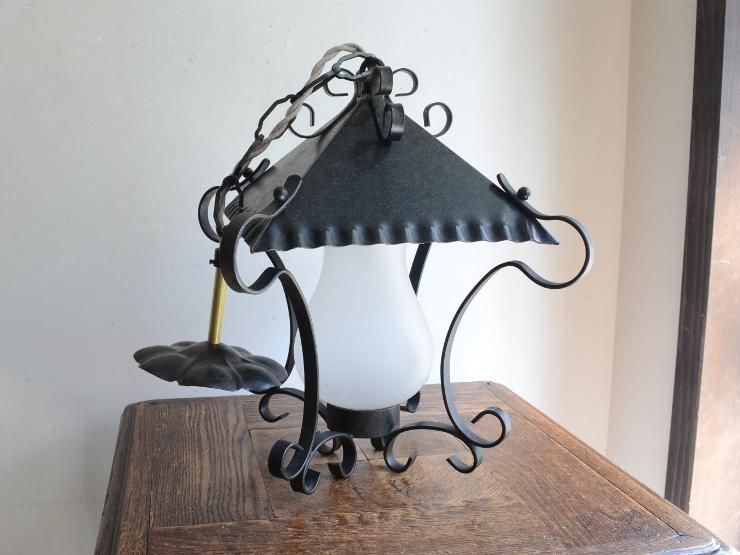 ヨーロッパ　クラシック ペンダントランプ　アイアン　ガラス 陶器　ランタン型 ヨーロッパ クラシック ペンダントランプ アイアン ガラス 陶器