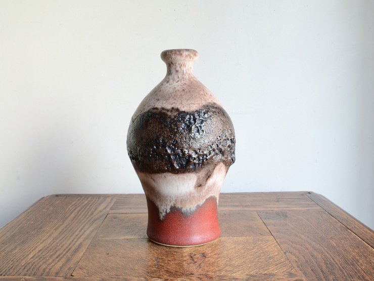 ヴィンテージ 陶器フラワーベース（H18.5cm）