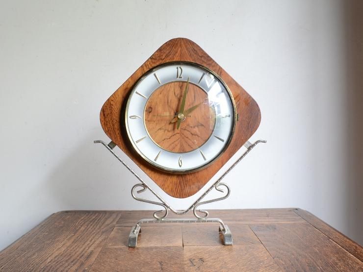 ヴィンテージ 置時計 手巻き ゼンマイ newcastle-upon-tyne ヴィンテージ 置時計 手巻き ゼンマイ newcastle-upon-tyne