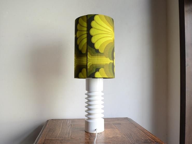 ヴィンテージ テーブルランプ　シェードランプ　照明　ライト　アンティーク ヴィンテージ フリンジシェード 木製テーブルランプ（H40cm