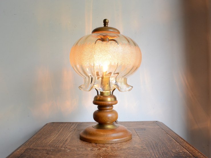 ヴィンテージ ガラスシェード付 木製テーブルランプ｜アンティーク照明・ランプ｜CHELSEA antique＆decoration（チェルシー）