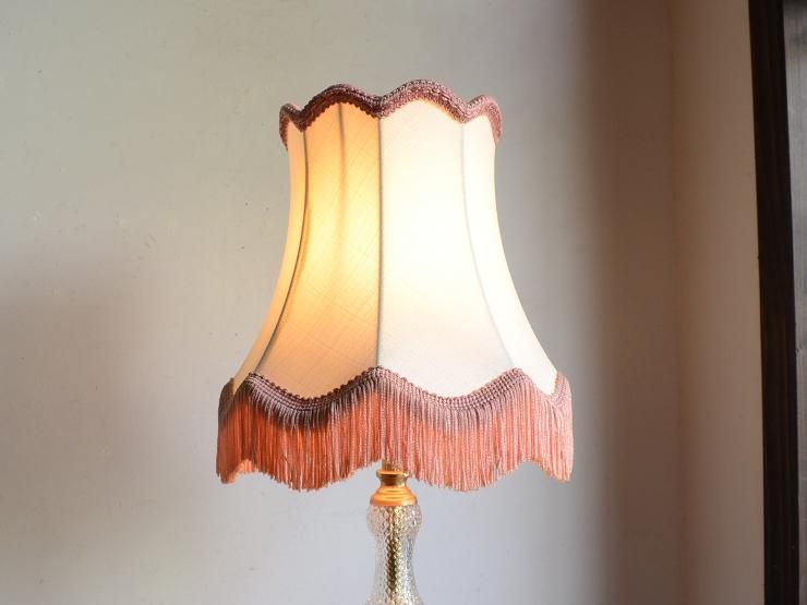 ヴィンテージ フリンジシェード付ガラステーブルランプ（H40cm