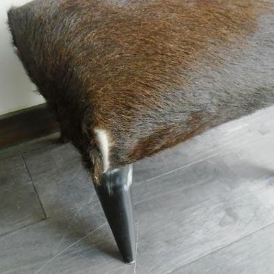 Furniture ヴィンテージ 水牛ハラコオットマン - アンティーク家具と