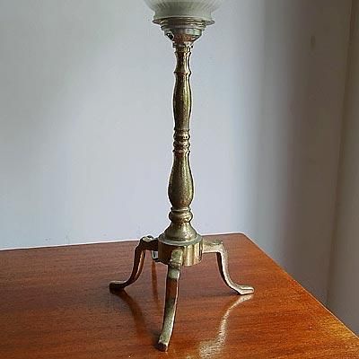 フリルガラスシェード 真鍮テーブルランプ｜アンティーク照明・ランプ