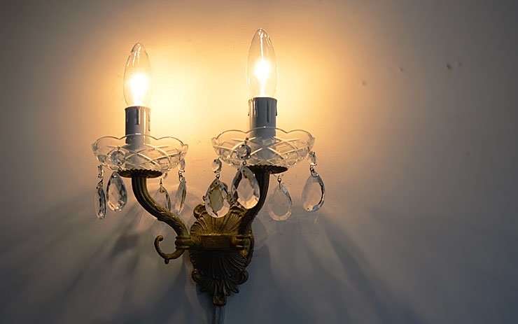 ドロップ型クリスタル 真鍮2灯ウォールランプ｜アンティーク照明 