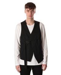 <img class='new_mark_img1' src='https://img.shop-pro.jp/img/new/icons8.gif' style='border:none;display:inline;margin:0px;padding:0px;width:auto;' />《ATTACHMENT》WO GABARDINE
BELTED GILET（AD32-030/BLACK）2023A/W#ATSETUP