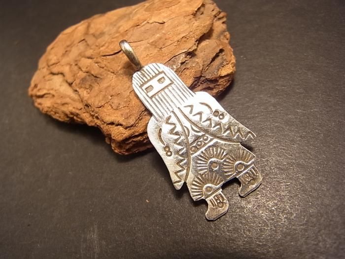 ネックレスナバホ族 NAVAJO リックマルチネス ペンダント トップ