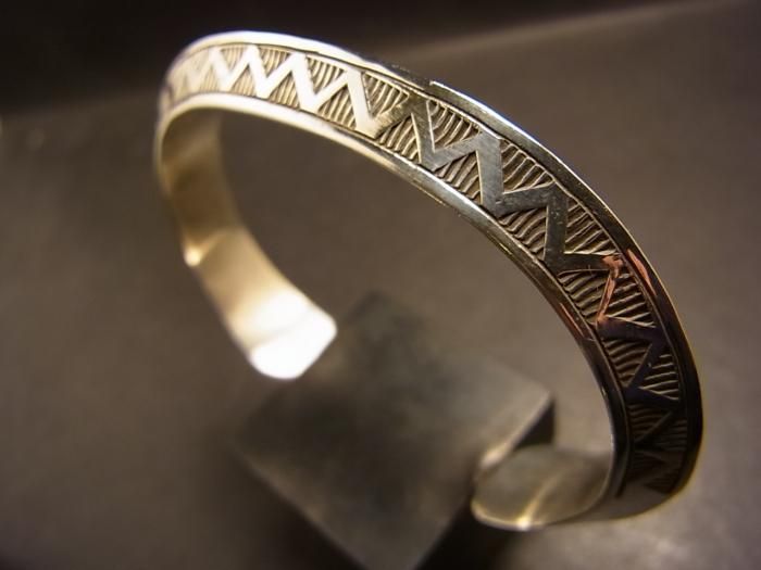 ナバホ族＜WYLIE SECATERO/ワイリー・セカテロ＞ ヘビーゲージ肉