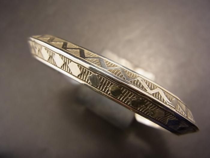 ナバホ族＜WYLIE SECATERO/ワイリー・セカテロ＞ ヘビーゲージ肉