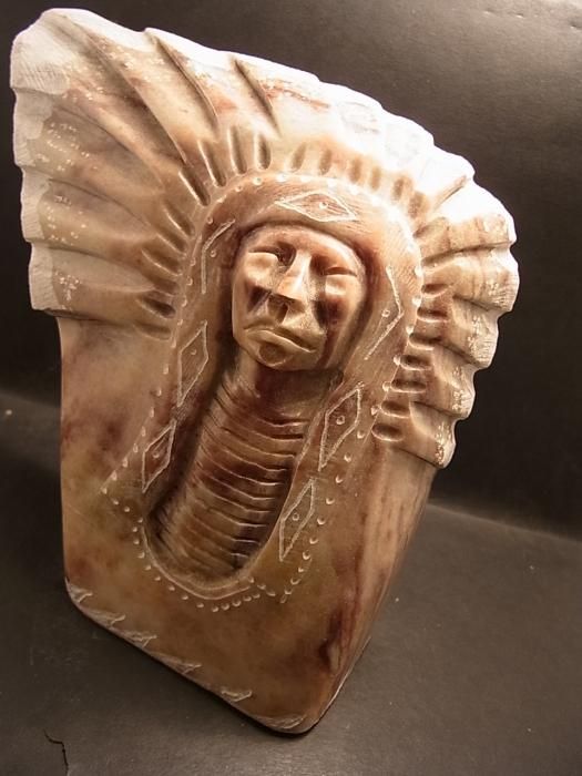 ナバホ族スカルプチャー・彫刻のオブジェ ＜Ｉｎｄｉａｎ Ｃｈｉｅf