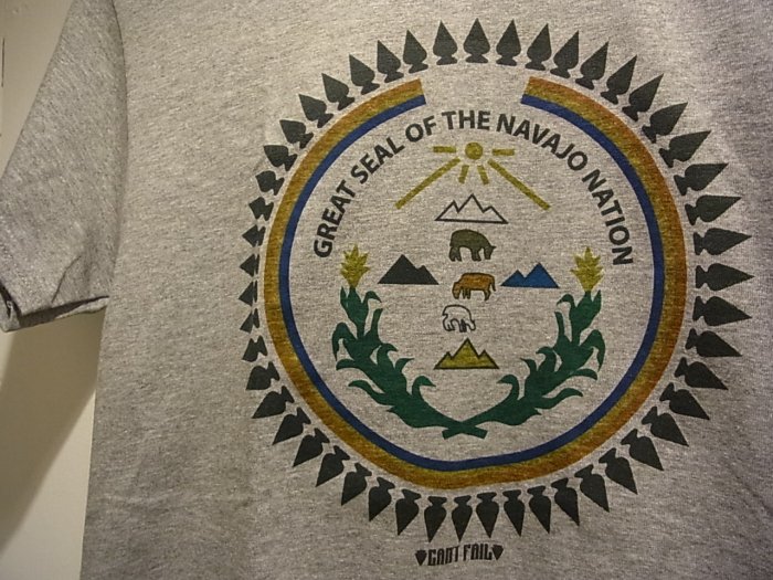 ナバホ居留地購入＜NAVAJO NATION☆ナバホ部族国旗＞Ｔシャツ ＜杢
