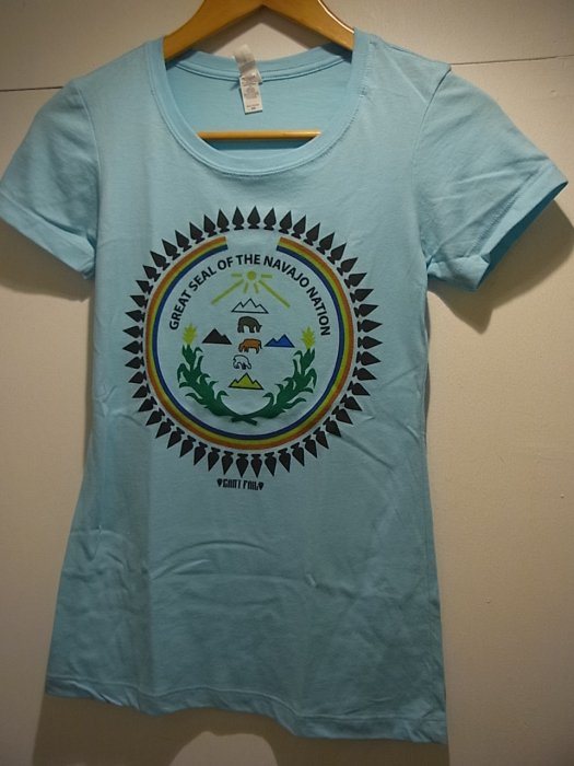 ナバホ居留地購入＜NAVAJO NATION☆ナバホ部族国旗＞レディースＴ