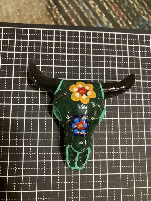 【MEXICO/メキシコ】ハンドメイド＜カラベラ/死者の日のお祭り＞タラベラ焼き・陶器　Buffalo/バッファロー・シュガースカル・骸骨　 マグネット・置物Ｓサイズ・ダークグリーン　Y-3 - Little Cloud - リトルクラウド 渋谷区恵比寿・代官山のインディアンジュエリー専門店