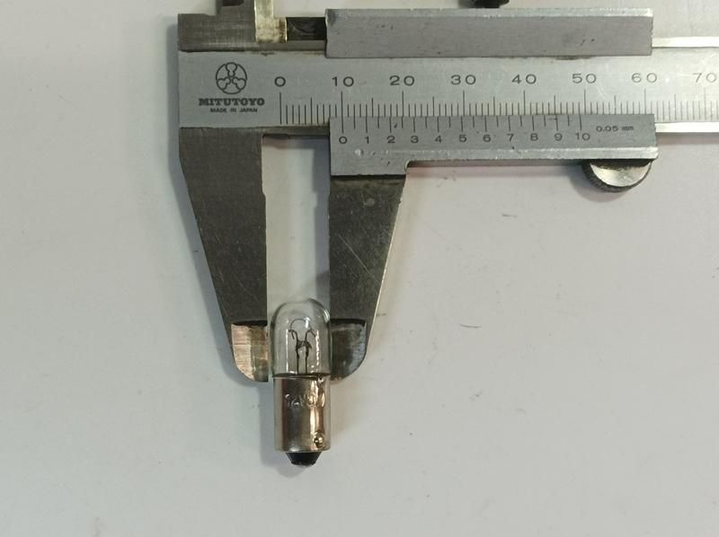 バルブ インストロメント 12V メーター内照灯 頭小 3W ロング
