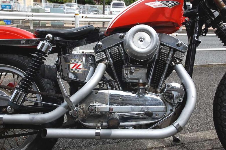 1965年 ハーレーダビッドソン XLCH 900 スポーツスター - KMFモーターサイクルズ