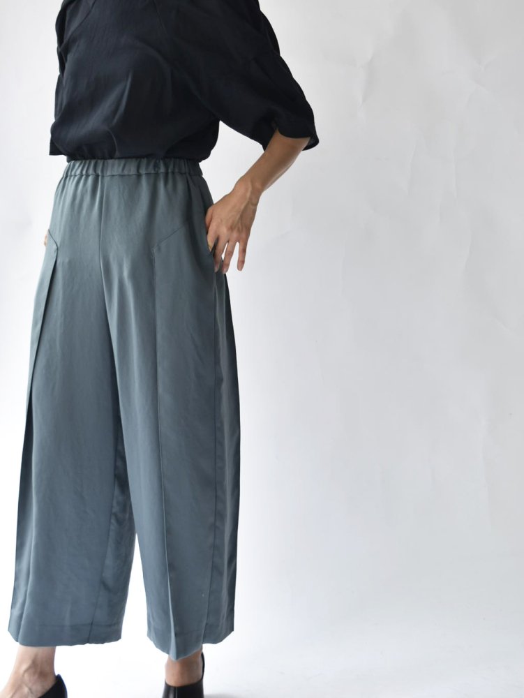 tuck wide pants| NAVY.WO ネイビーウォ公式オンライン通販サイト