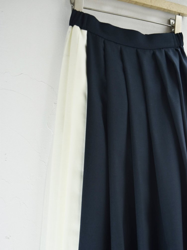 viyella bicolor pleats skirt | NAVY.WO ネイビーウォ公式オンライン 