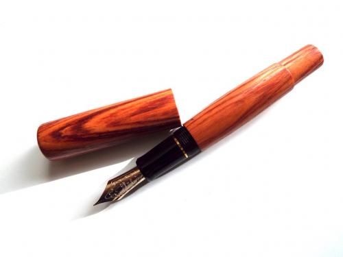 スティロアート　万年筆　楓　欅 楽天市場】【S124】【WANCHER×SAILOR/セーラー】 限定 21金