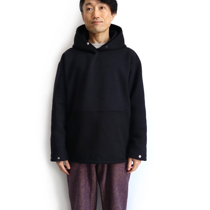 EEL Products（イール プロダクツ）Patch Hoodie（ブラック） 詳細画像1