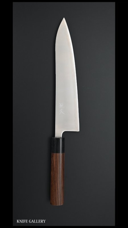 【恒久】 牛刀包丁 七寸(210mm）青紙スーパー鋼 紫檀丸柄 ー 伝統の打刃物をお届けする「ナイフ・ギャラリー」