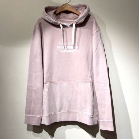 BANKS (バンクス)LABEL PULLOVER(ロゴプルオーバーパーカー) PINK