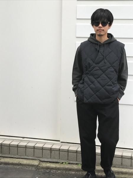 stussyレミレリーフ　ダウンベスト