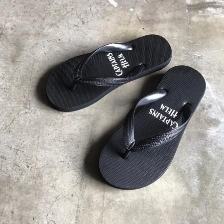 キャプテンズヘルム　サンダル CYAARVO x CAPTAINS HELM #LOGO FLIP-FLOP with MESH BAG