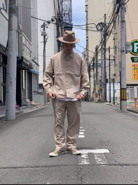 TONY TAIZSUN (トニータイズサン) Plastic free pants(リサイクルポリエステルパンツ) BEIGE