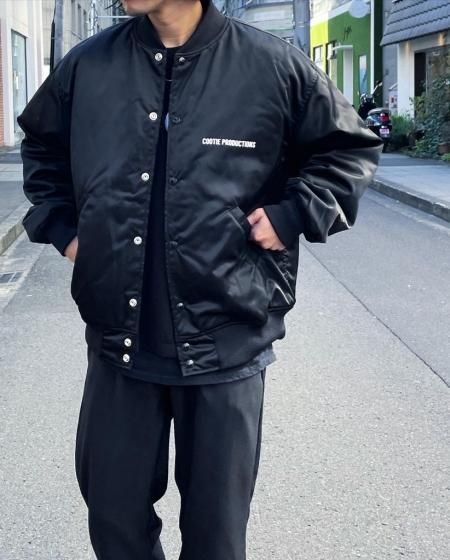 cootie スタジャン Nylon Satin Stadium Jacket文字色は赤になります