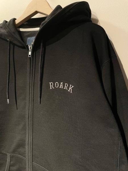 ROARK REVIVAL(ロアークリバイバル) MEDIEVAL LOGO F/Z HOODED SWEAT