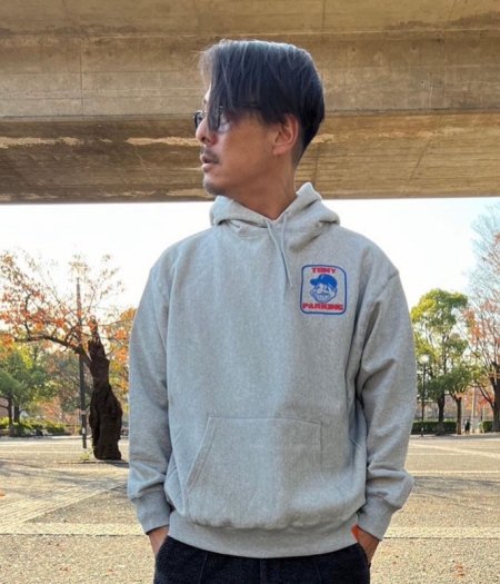 TONY TAIZSUN (トニータイズサン) TONY PARKING HOODIE (プルオーバーパーカー) GRAY