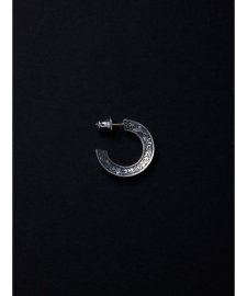 ANTIDOTE BUYERS CLUB (ɡȥХ䡼) Engraved Triangle Earring(ԥ) Silver
