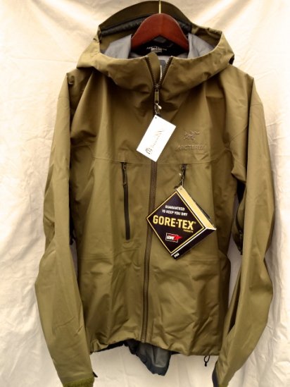 ARC`TERYX LEAF LT Jacket Made in Canada