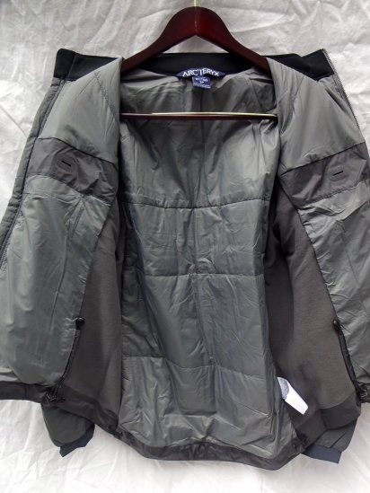 ARC'TERYX LEAF Atom LT Jacket Gen2 Wolf Gray - ILLMINATE Official