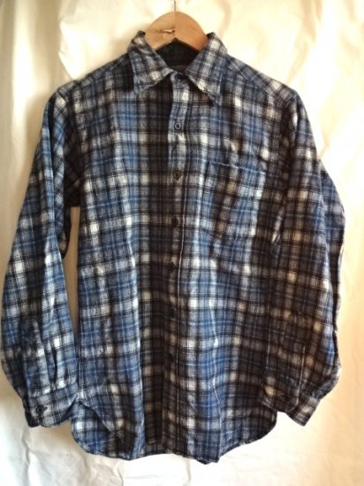 <img class='new_mark_img1' src='https://img.shop-pro.jp/img/new/icons50.gif' style='border:none;display:inline;margin:0px;padding:0px;width:auto;' />70's Vintage PENDLETON Wool Shirts MADE IN USA/1