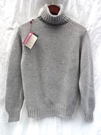 WILLIAM LOCKIE Made in SCOTLAND Lambs Wool Turtle Neck Sweater for ILLMINATE<BR>FLANNEL