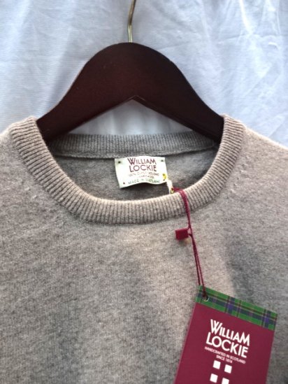 WILLIAM LOCKIE Made in SCOTLAND Super Geelong Lambs Wool Crew Neck