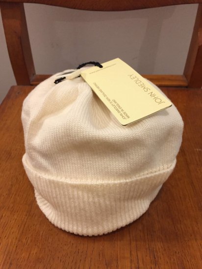 John Smedley Extra Fine Merino Wool Knit BOBBLE HAT Made in England