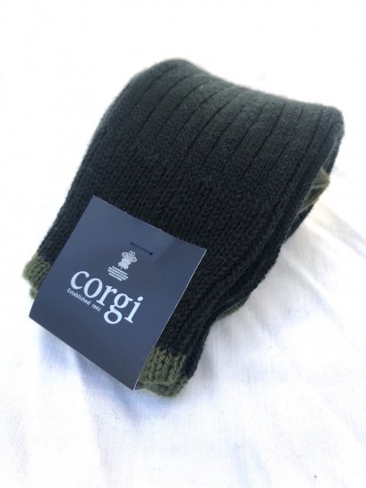 <img class='new_mark_img1' src='https://img.shop-pro.jp/img/new/icons50.gif' style='border:none;display:inline;margin:0px;padding:0px;width:auto;' />Corgi Cotton  Cashmere Socks MADE IN U.K Olive