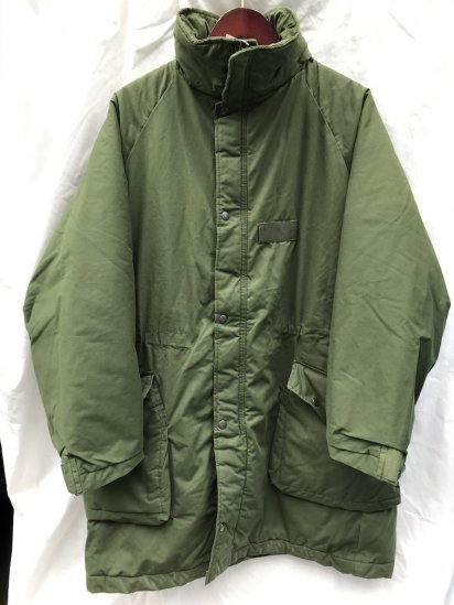 90's Vintage Dead Stock Swedish Army M90 Insulation Coat Olive 170-75